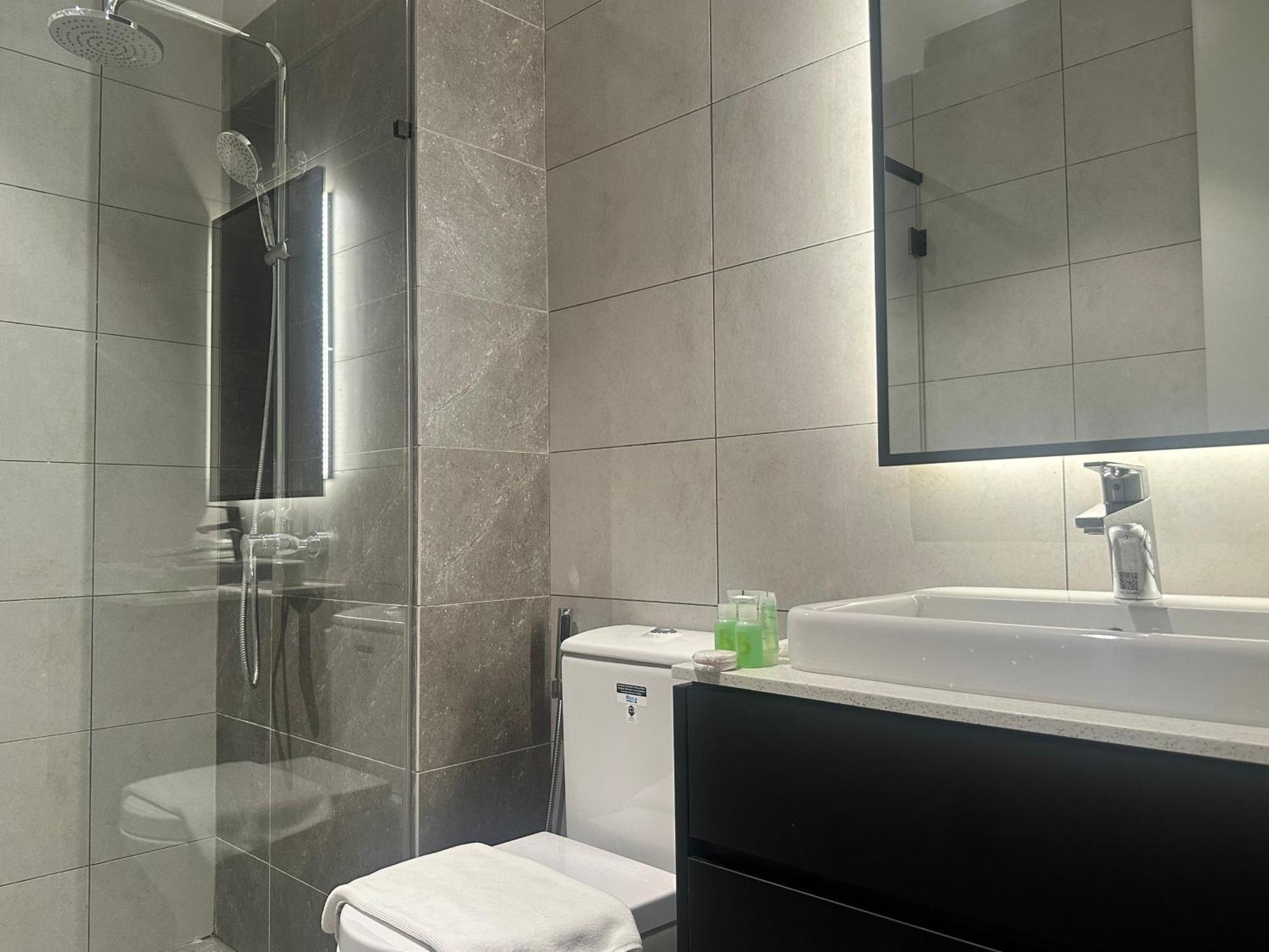 Axon Residence Suites Kl Kuala Lumpur Esterno foto